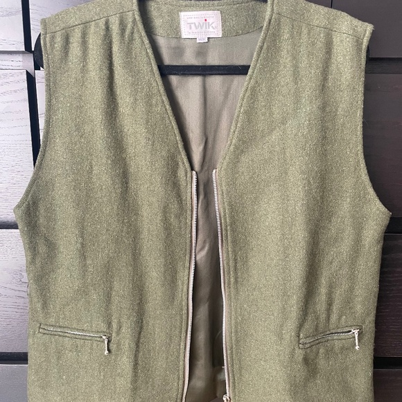 Twik by Simons Olive Wool-Blend Vest (M) - Picture 1 of 8